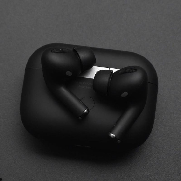 هدفون بلوتوثی مدل AirPods Pro 2nd Generation با نویز کنسلینگ فعال (ANC)، درگاه شارژ USB Type-C مشکی